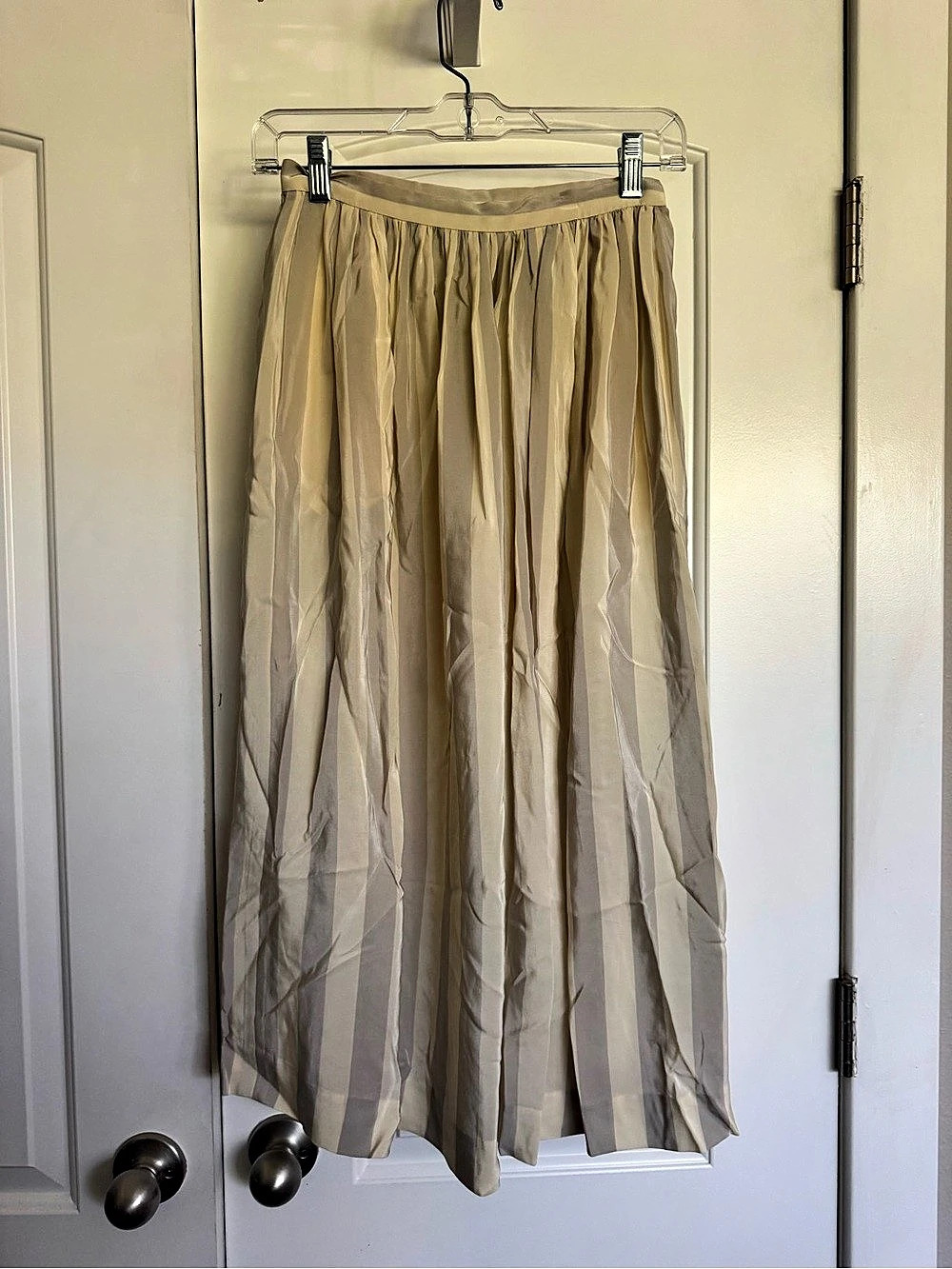 Vintage 80s Ellen Tracy Pleated Silk Midi Skirt in Cream Stripe